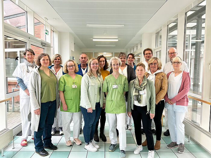 Das Team der Schmerzklinik lädt ein.