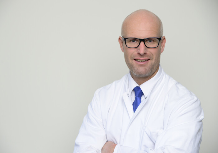 WKK-Chefarzt Dr. Roman Mroz hält den Vortrag in Büsum.